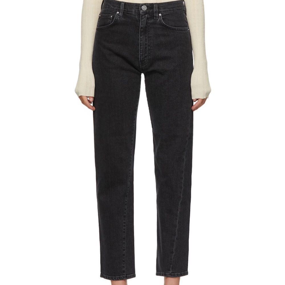 Toteme original jeans in black.